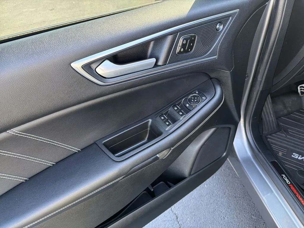 Used 2023 Gray Ford ST image 19