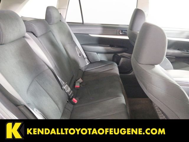 Used 2013 Gray Subaru 2.5i Premium image 10