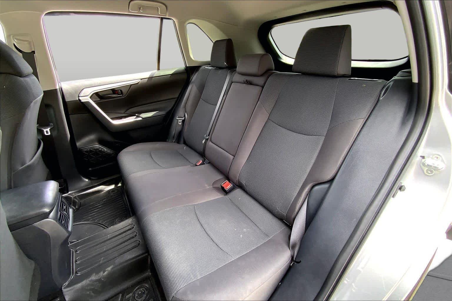 Used 2025 Silver Sky Metallic Toyota LE image 20