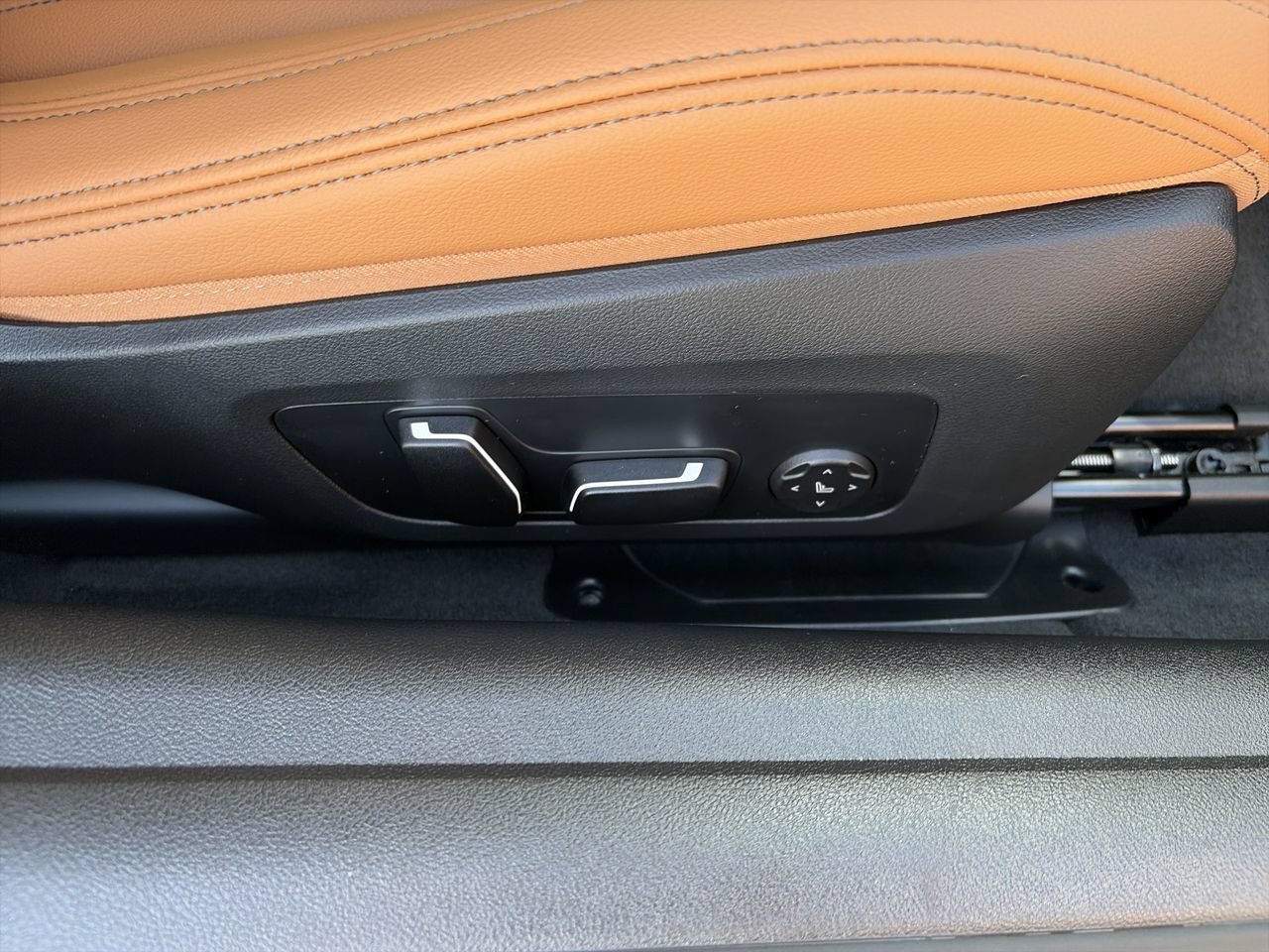 New 2027 Black Sapphire Metallic BMW 430i image 35