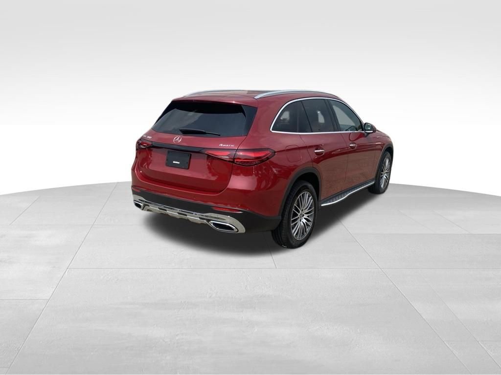 Certified Used 2026 Red Mercedes-Benz GLC 300 image 5