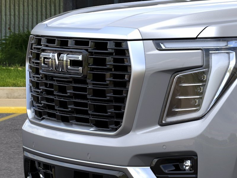 2026 GMC Yukon Denali - Photo 14