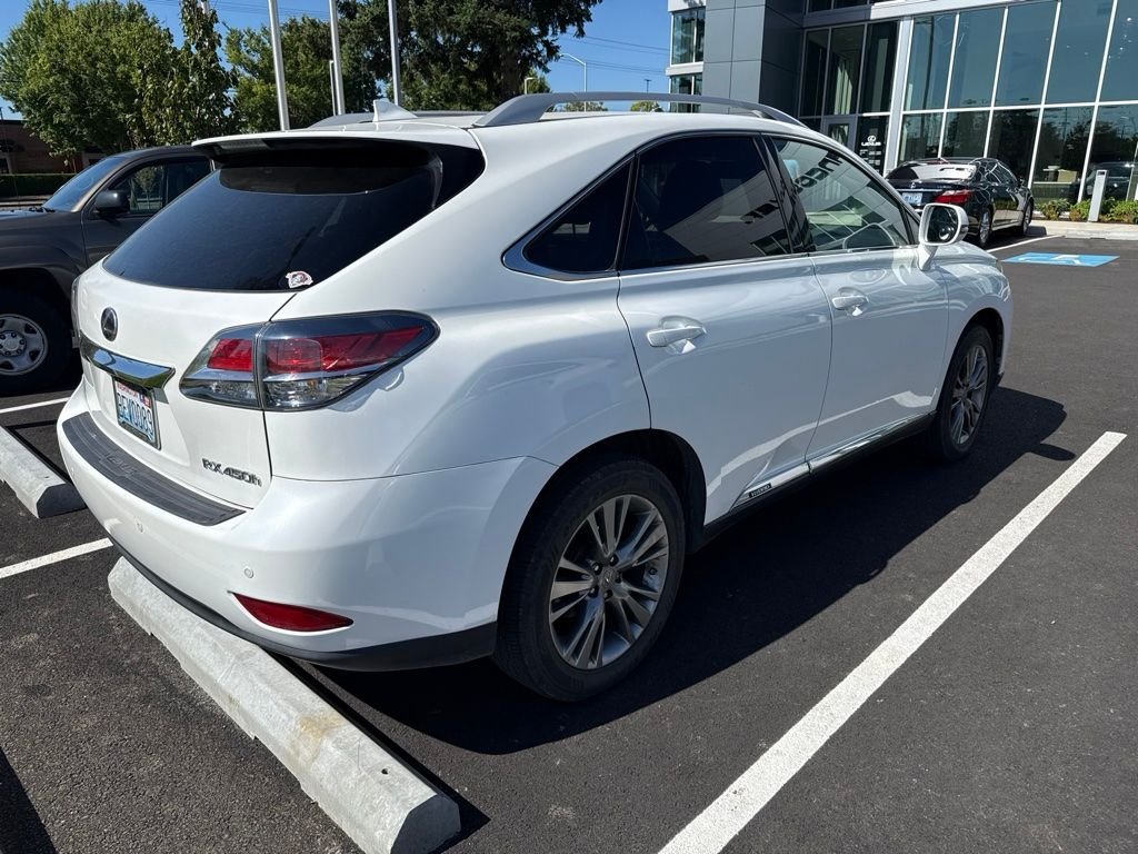 Used 2014 White Lexus 450h image 2
