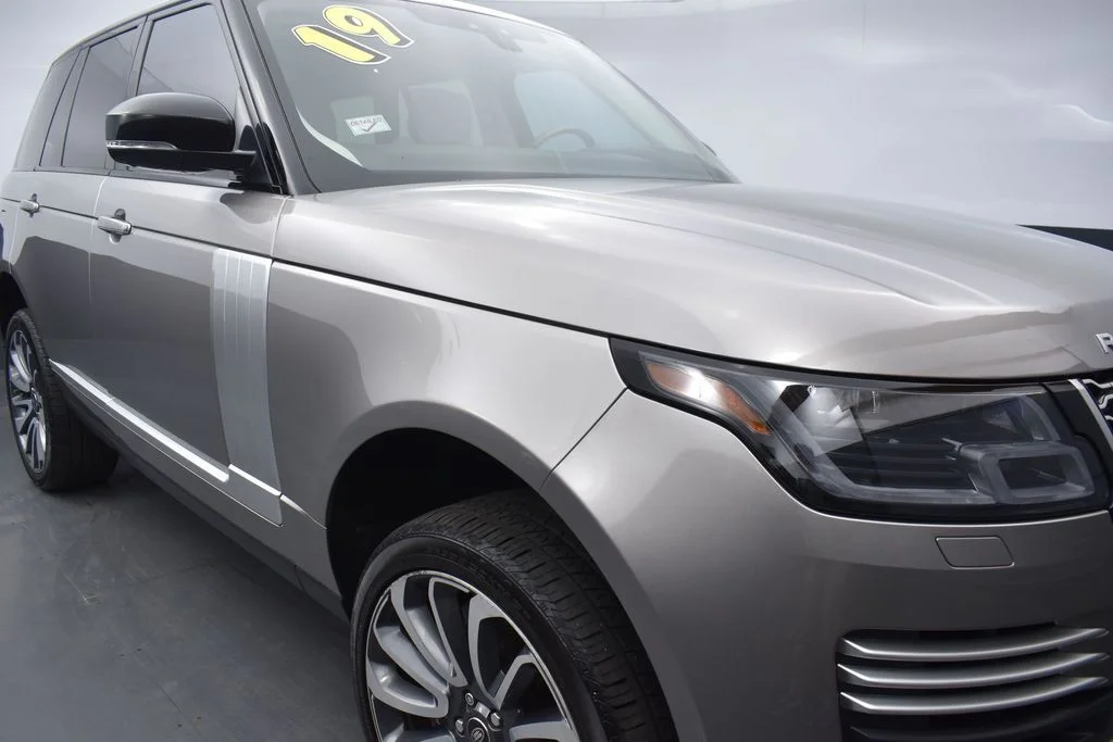 Used 2019 Silver Land Rover 5.0L V8 Supercharged Autobiography image 35