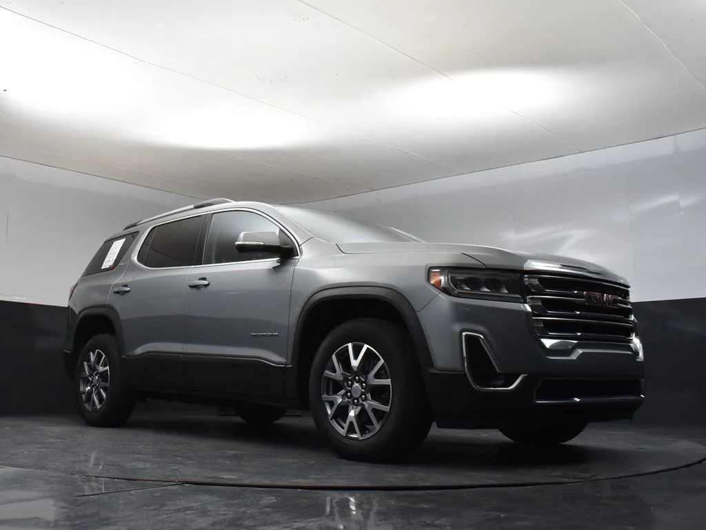 Certified Used 2023 Silver GMC SLT image 30