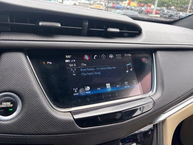 Used 2019 Silver Cadillac Base image 12