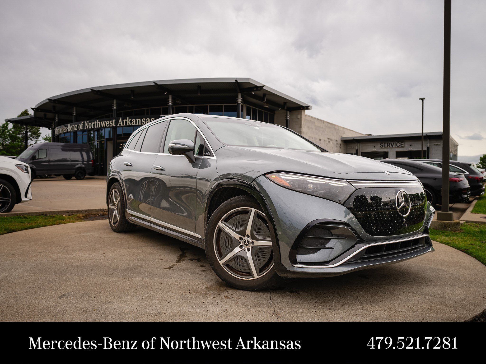 2023 Mercedes-Benz EQS SUV EQS 580 4MATIC's photo