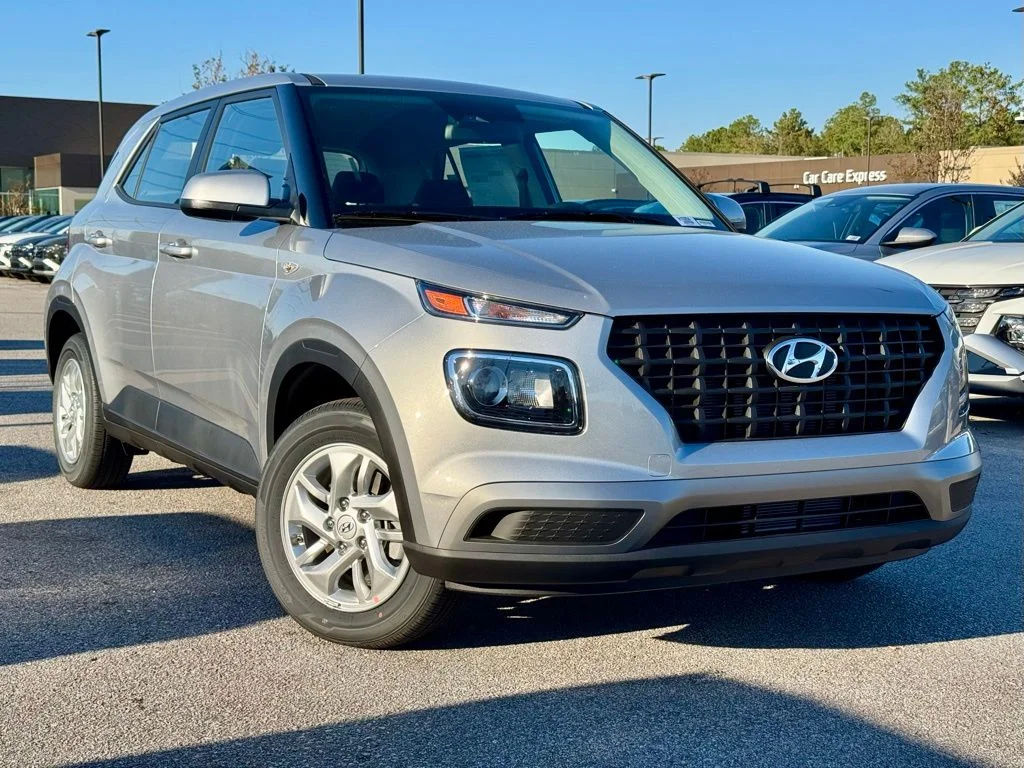 2026 Hyundai Venue SE