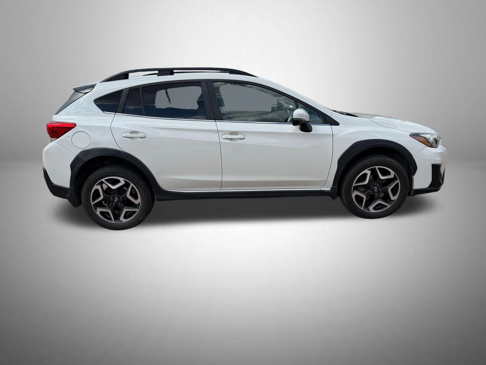 Used 2019  Subaru 2.0i Limited image 1