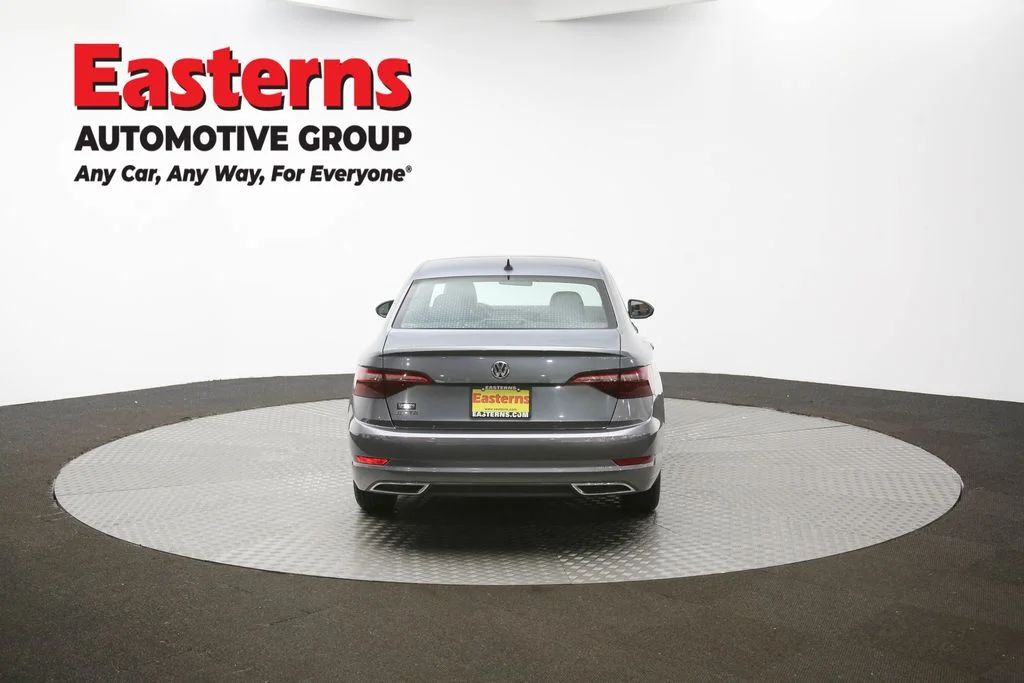 Used 2021 Gray Volkswagen R-Line image 34