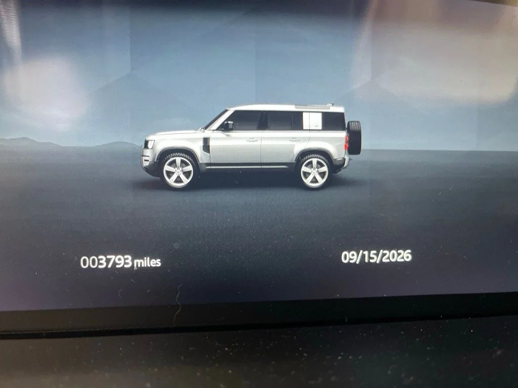 Certified Used 2026 Santorini Black Metallic Land Rover X-Dynamic SE image 10