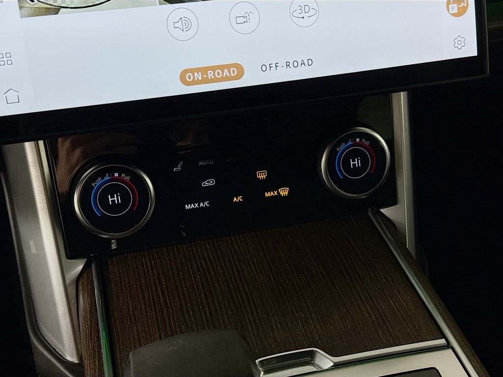 Certified Used 2023 Black Land Rover SE image 17