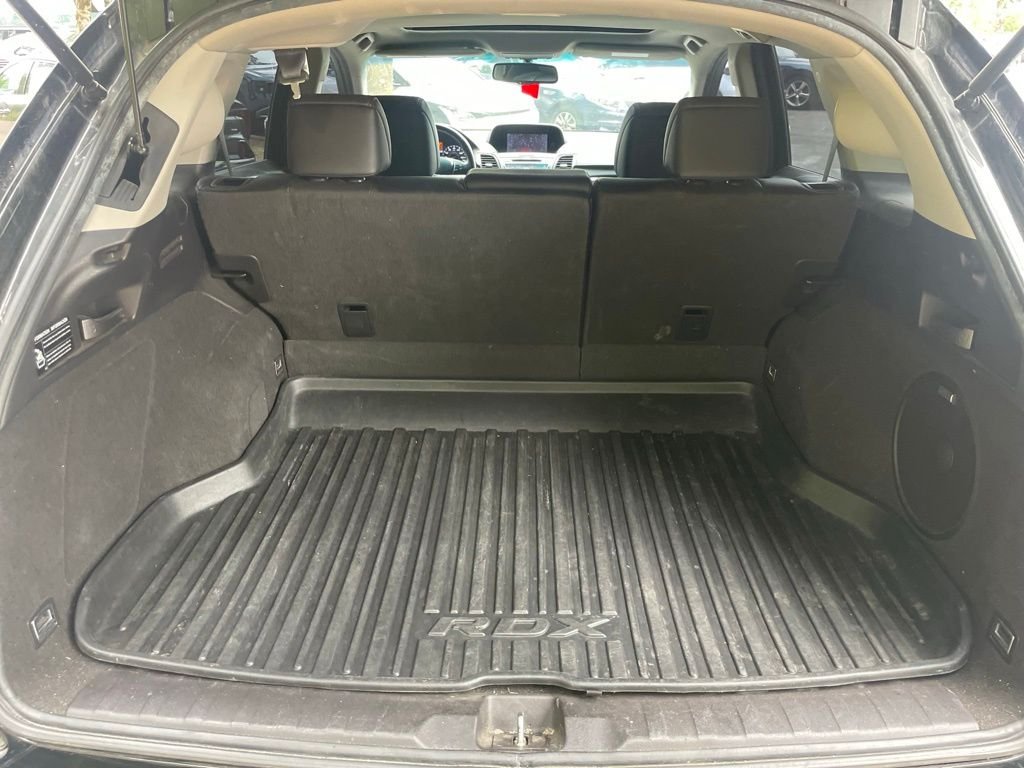 Used 2015  Acura Technology Package image 21