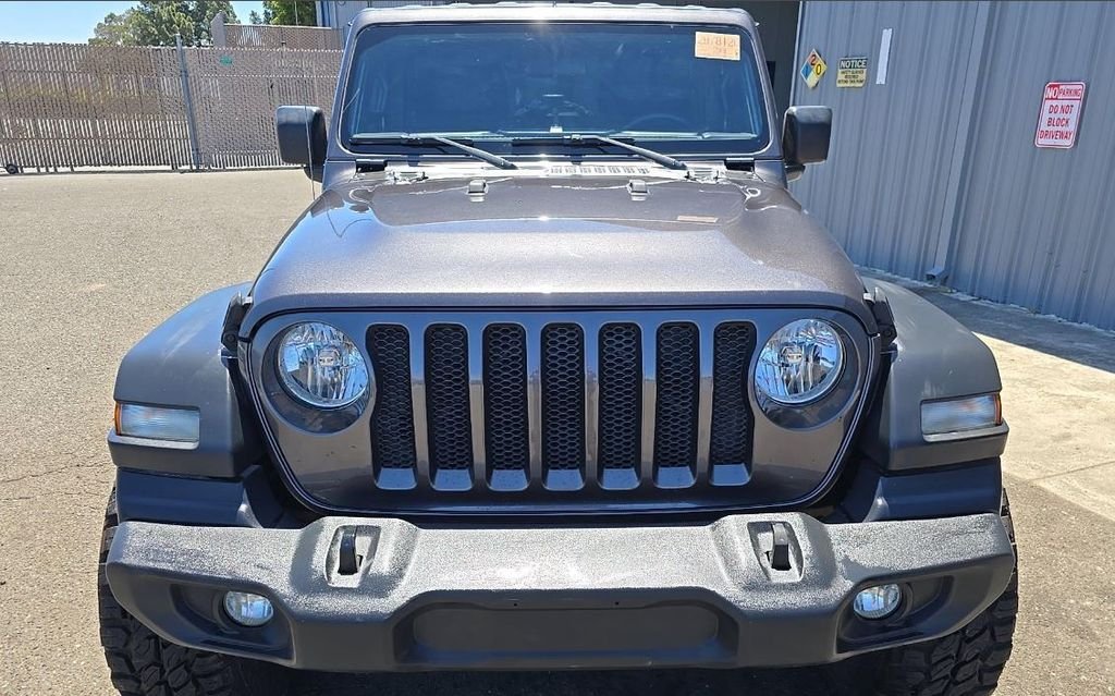 Used 2020 Jeep Wrangler Unlimited Sport with VIN 1C4HJXDN5LW191754 for sale in Kansas City
