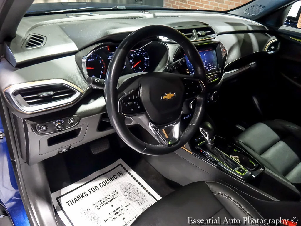 Used 2023 BLUE GLOW METALLIC Chevrolet ACTIV image 13