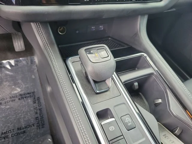 Used 2023 Gray Nissan Platinum image 24