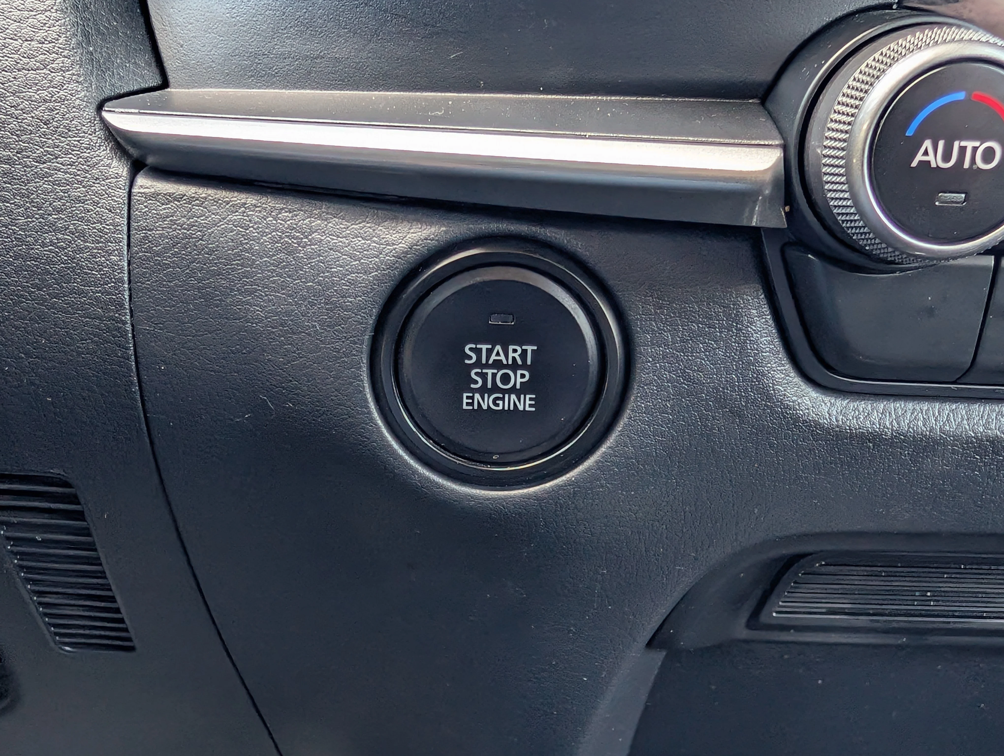 Used 2025 Jet Black Mica Mazda 2.5 S Select Sport image 30