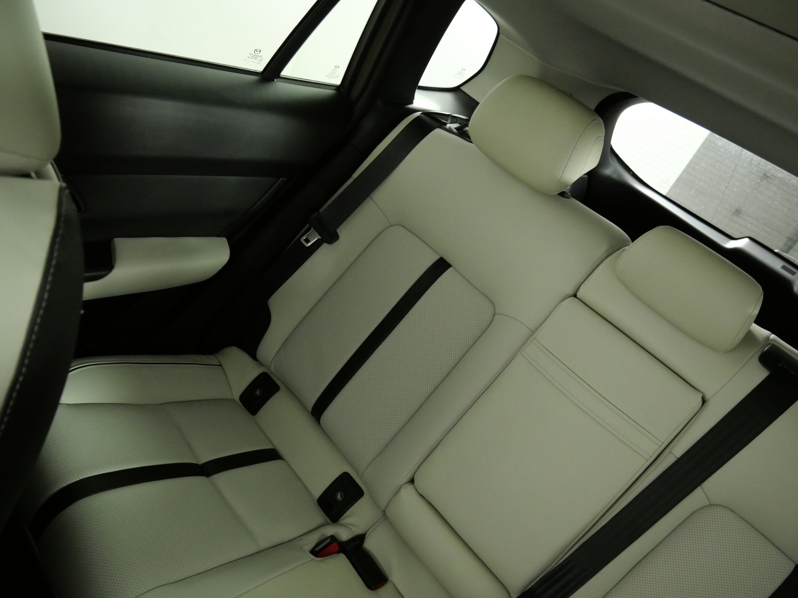 2026 Mazda CX-50 Premium Plus - Photo 12