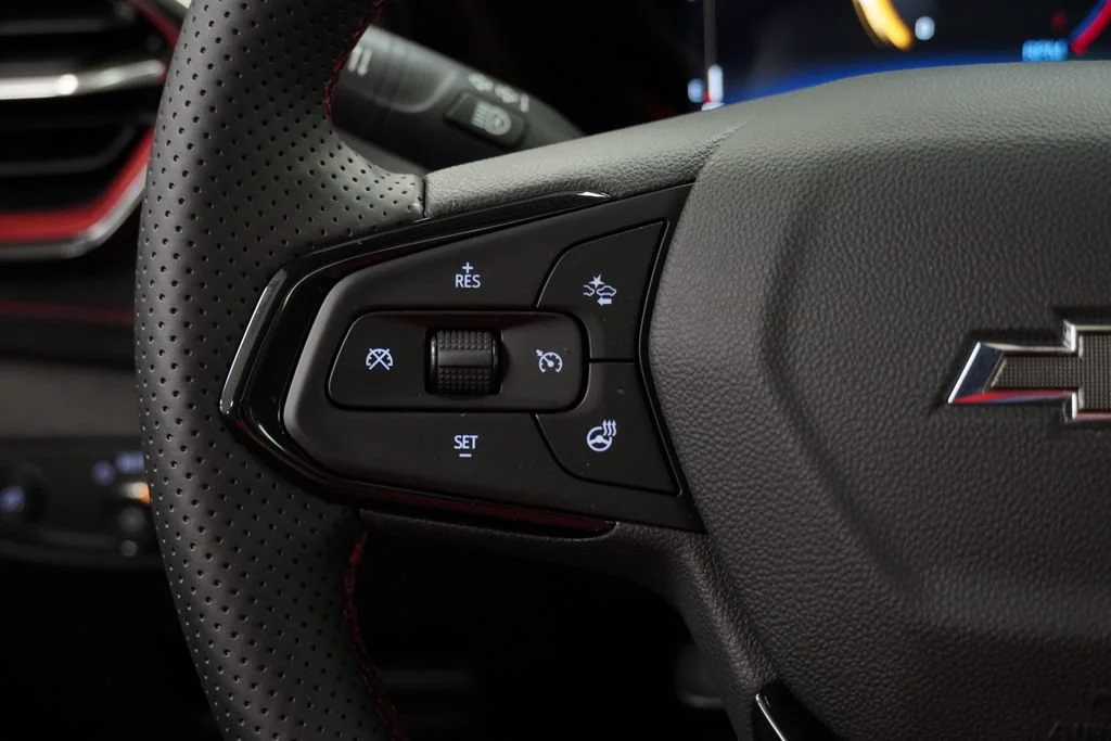 New 2026 Mosaic Black Metallic Chevrolet RS image 21