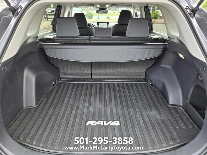 Used 2025 Magnetic Gray Metallic TOYOTA HYBRID XLE AWD image 16