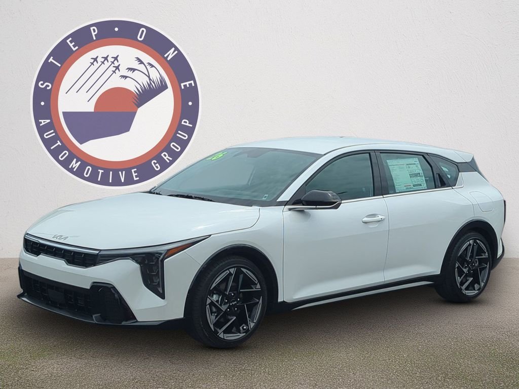 New 2026 Snow White Pearl Kia GT-Line image 2