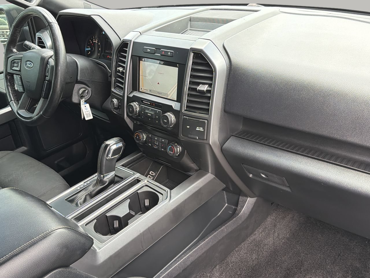 Used 2018 Shadow Black Ford XLT image 11