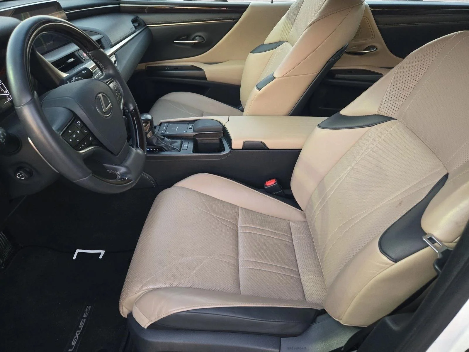 Used 2019 Eminent White Pearl Lexus ES 350 Luxury image 14