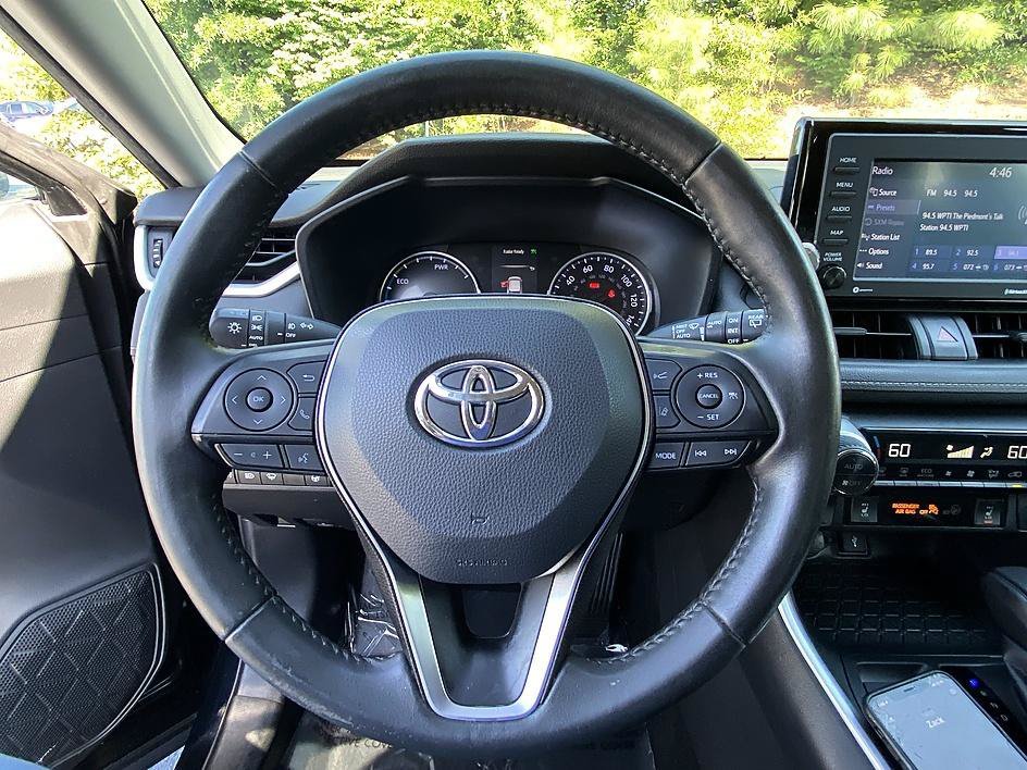 Used 2020 Midnight Black Metallic Toyota Hybrid XLE image 14