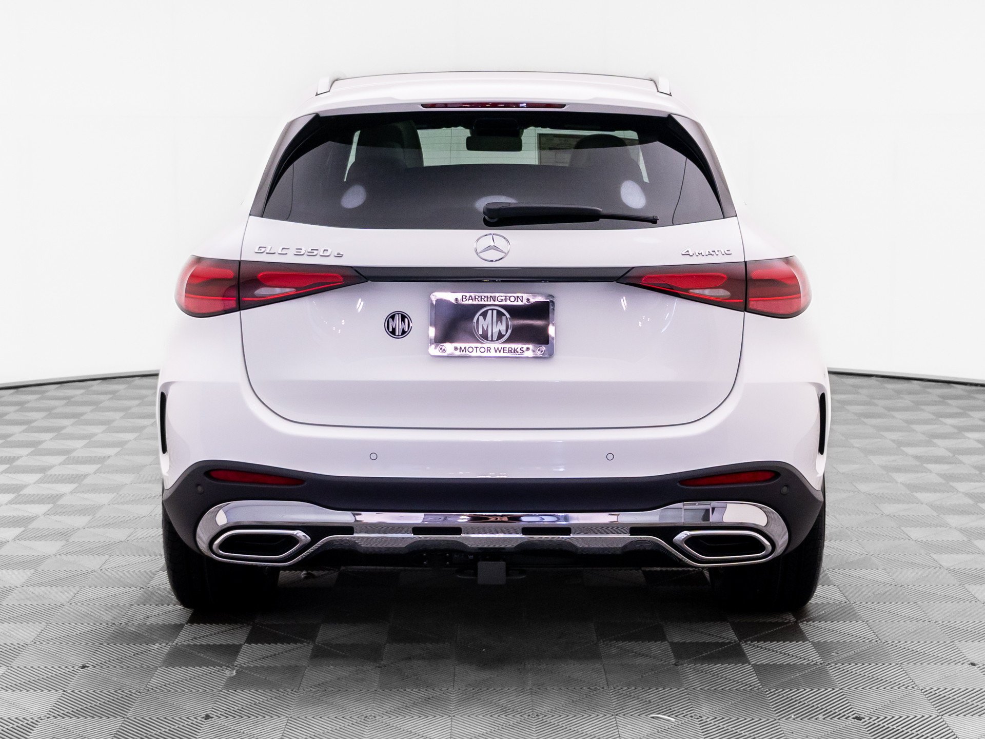 New 2027 Polar White Mercedes-Benz GLC 350e image 47