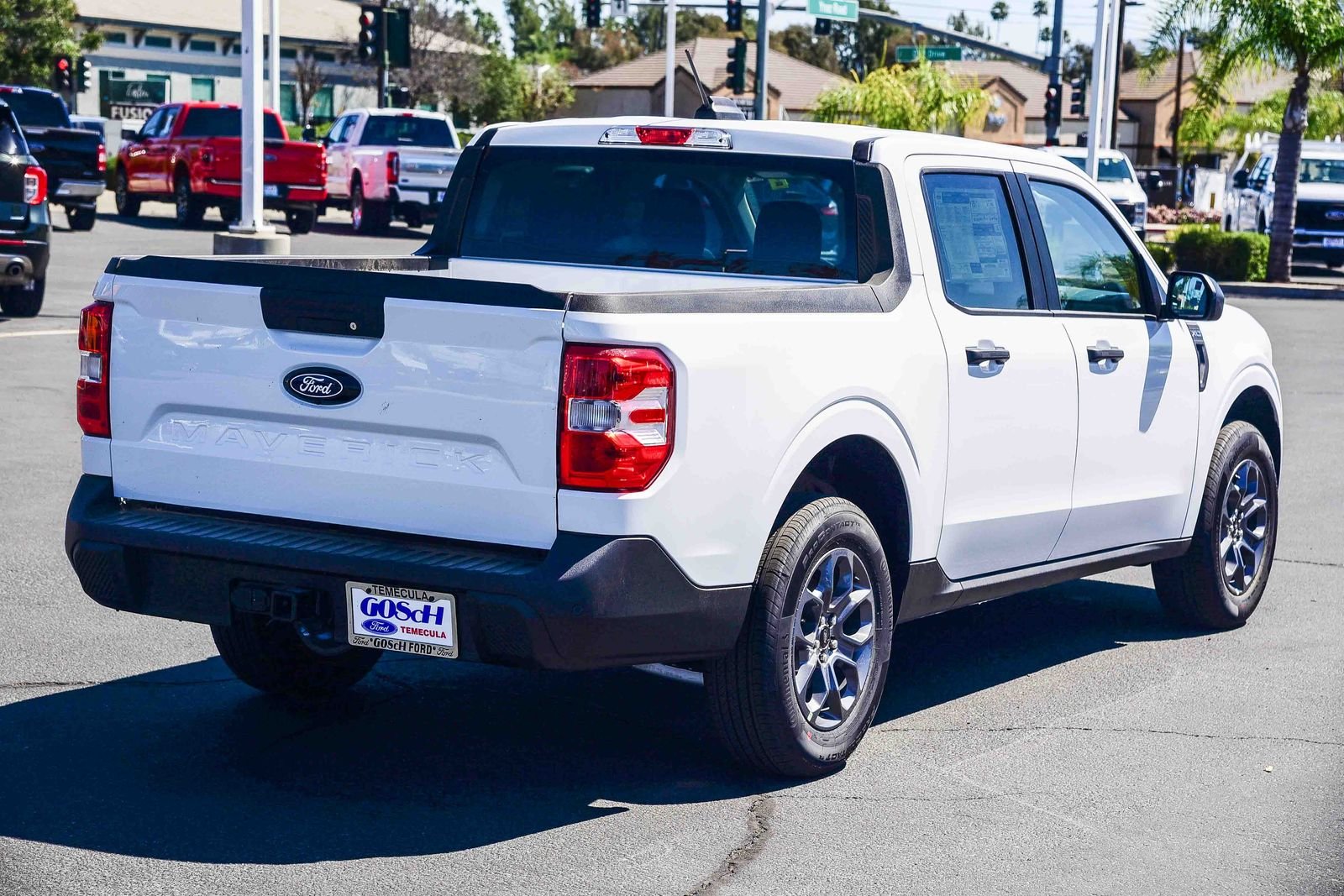 New 2026 Oxford White Ford XLT image 4