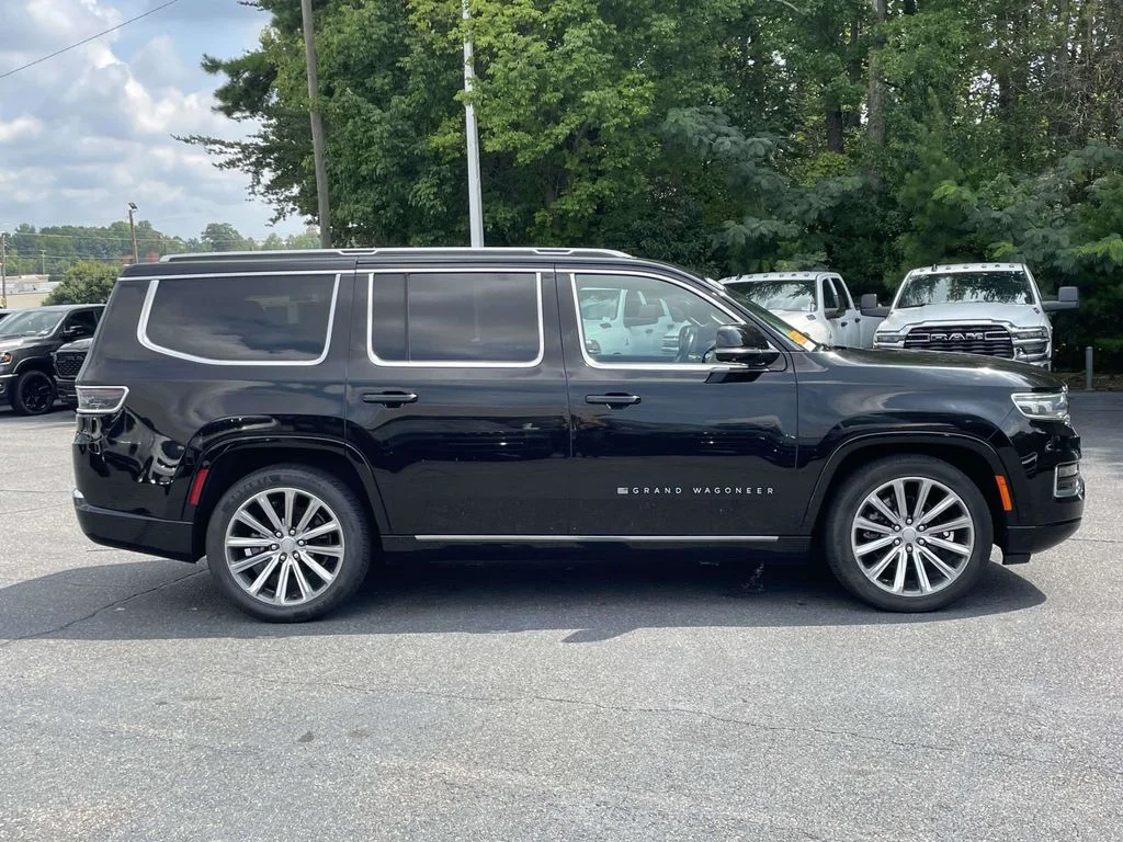 Certified Used 2023 Black Jeep Series II image 9