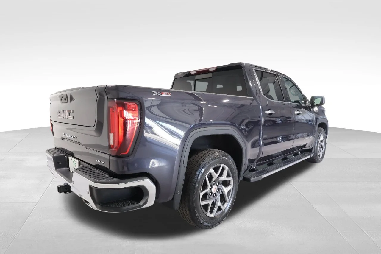Certified Used 2023 TITANIUM RUSH METALLIC GMC SLT image 4