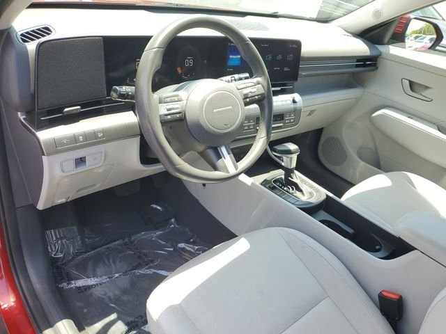 Used 2024 Red Hyundai SEL image 8
