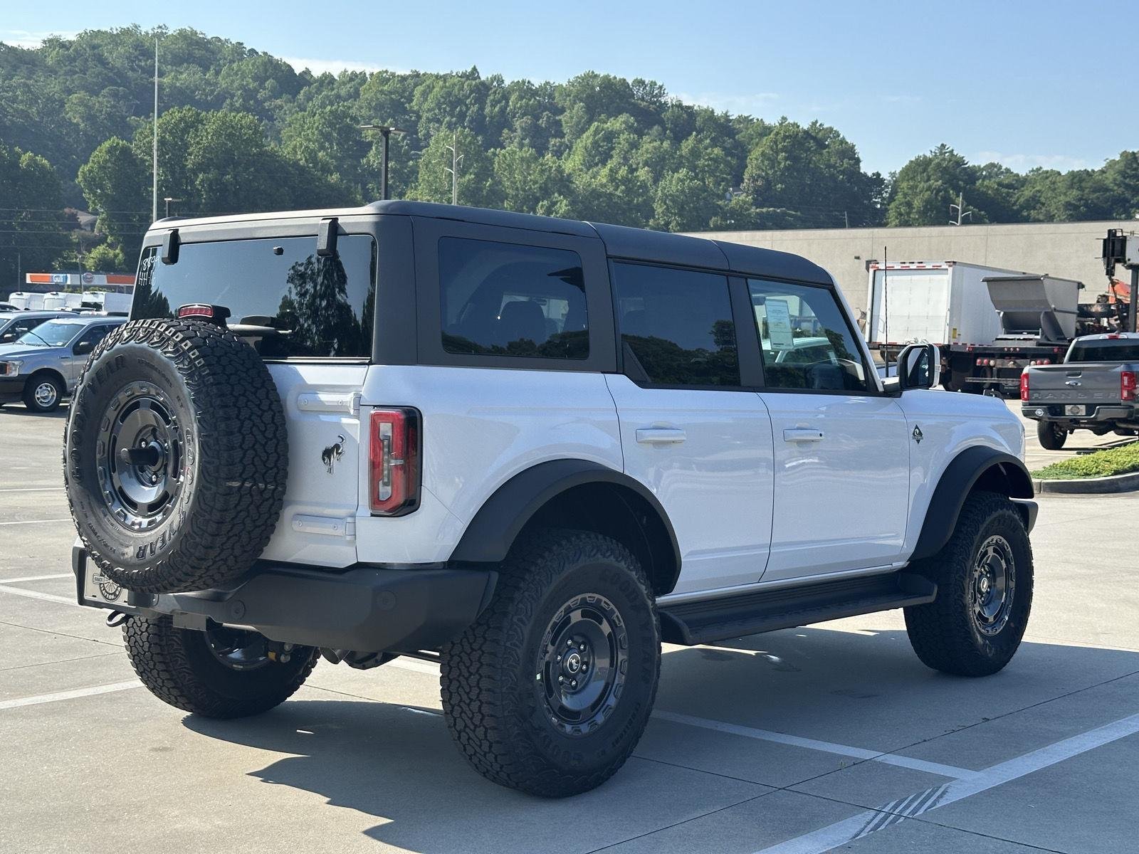 2025 Ford Bronco 4-Door Outer Banks - Photo 7