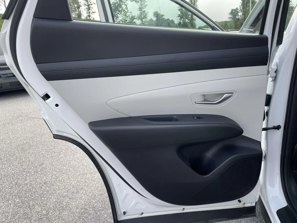 Used 2026 Serenity White Pearl Hyundai SE image 2