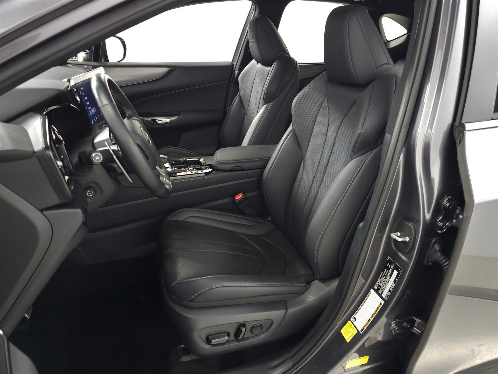 Certified Used 2025 Gray Lexus F SPORT Handling image 15
