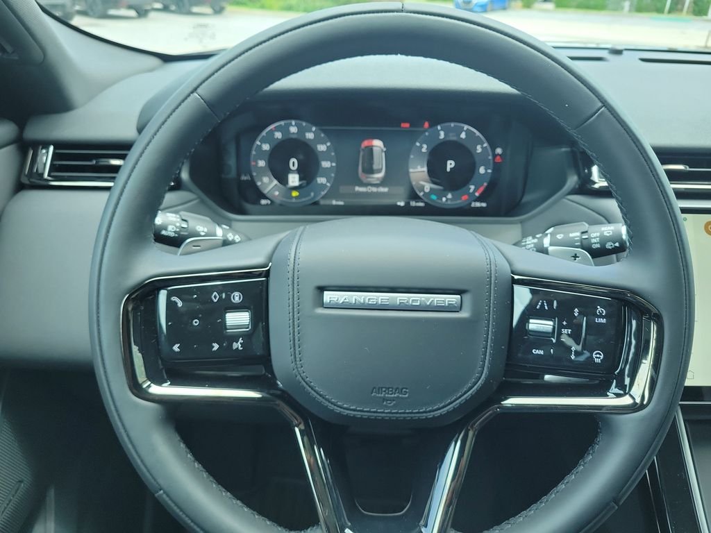 New 2026 Santorini Black Land Rover S image 29