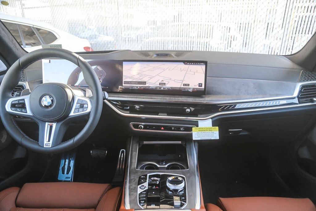 New 2027 Dravit Grey Metallic BMW M60i image 9