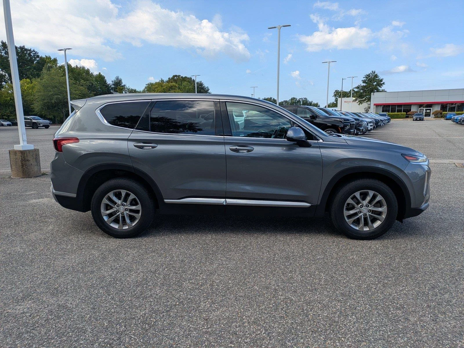 Used 2019 Machine Gray Hyundai SEL image 3