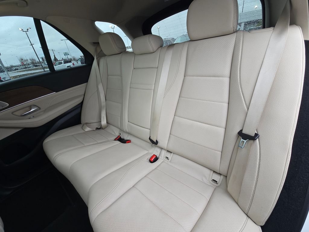 Used 2022 White Mercedes-Benz GLE 350 image 14