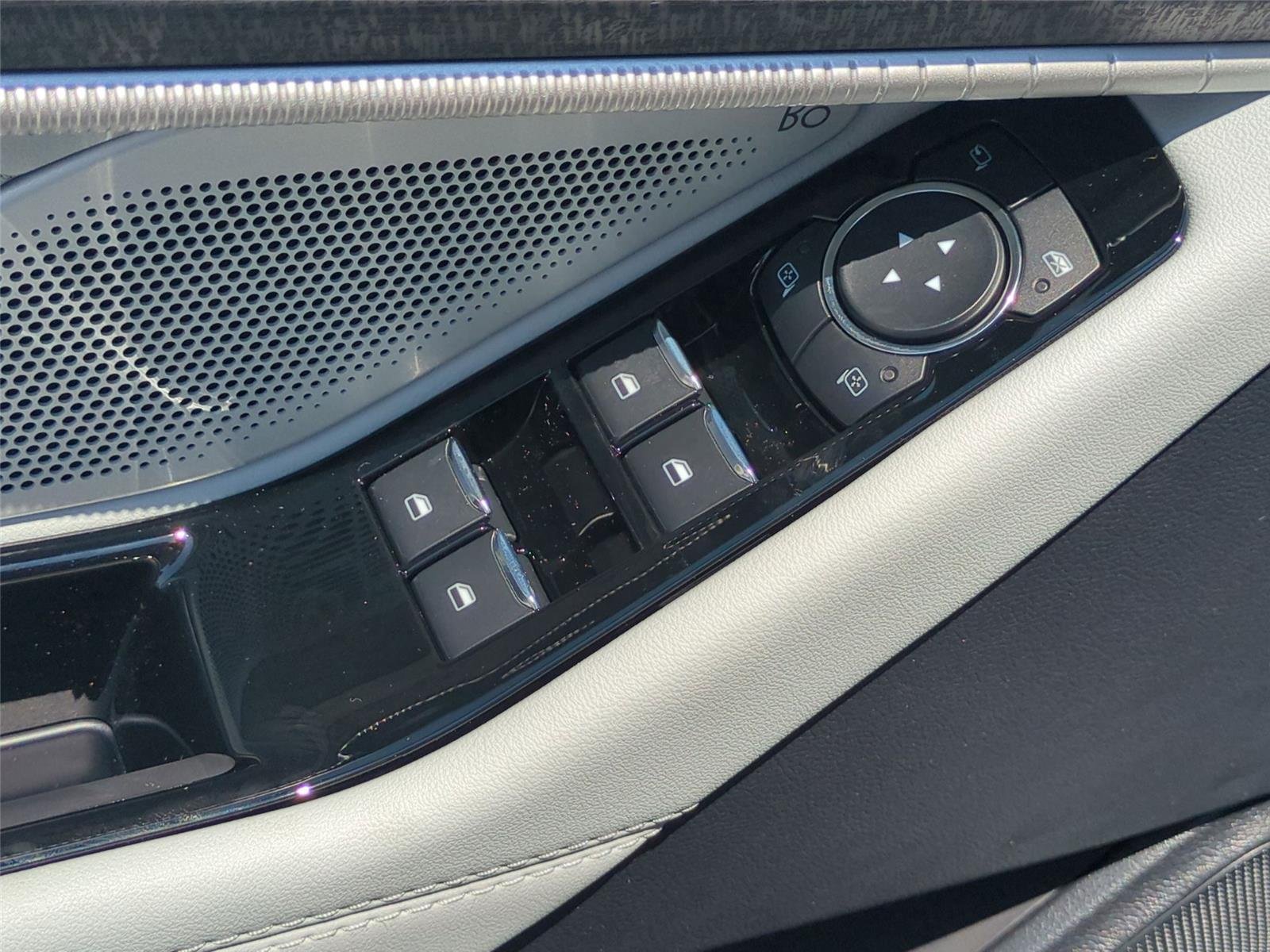 New 2026 Carbonized Gray Metallic Ford Platinum™ image 16