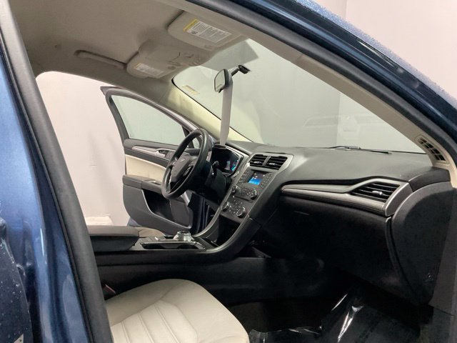 Used 2018 Blue Metallic Ford S image 22