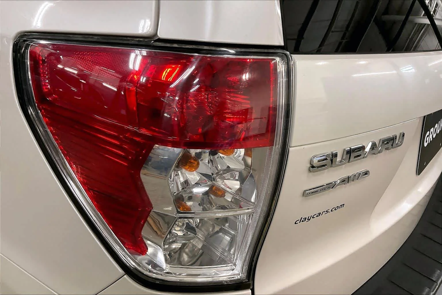 Used 2010 Satin White Pearl Subaru 2.5X Limited image 28
