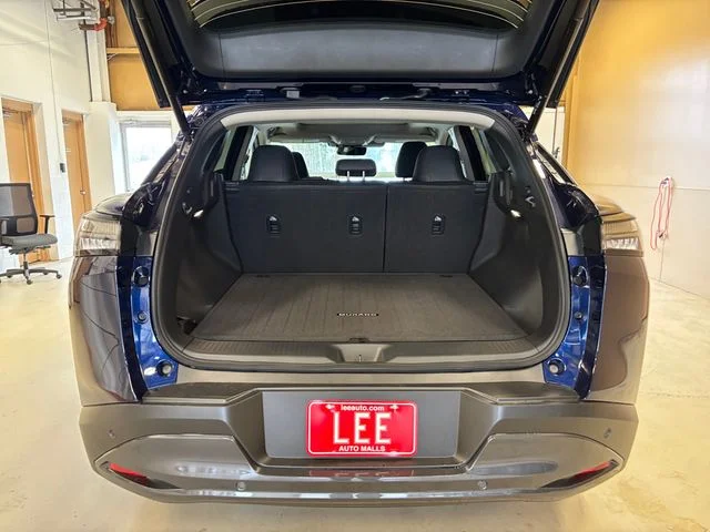 New 2026 Blue Nissan SL image 17