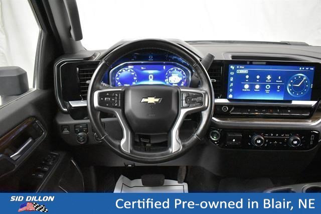 Used 2024 Sterling Gray Metallic Chevrolet LT image 4