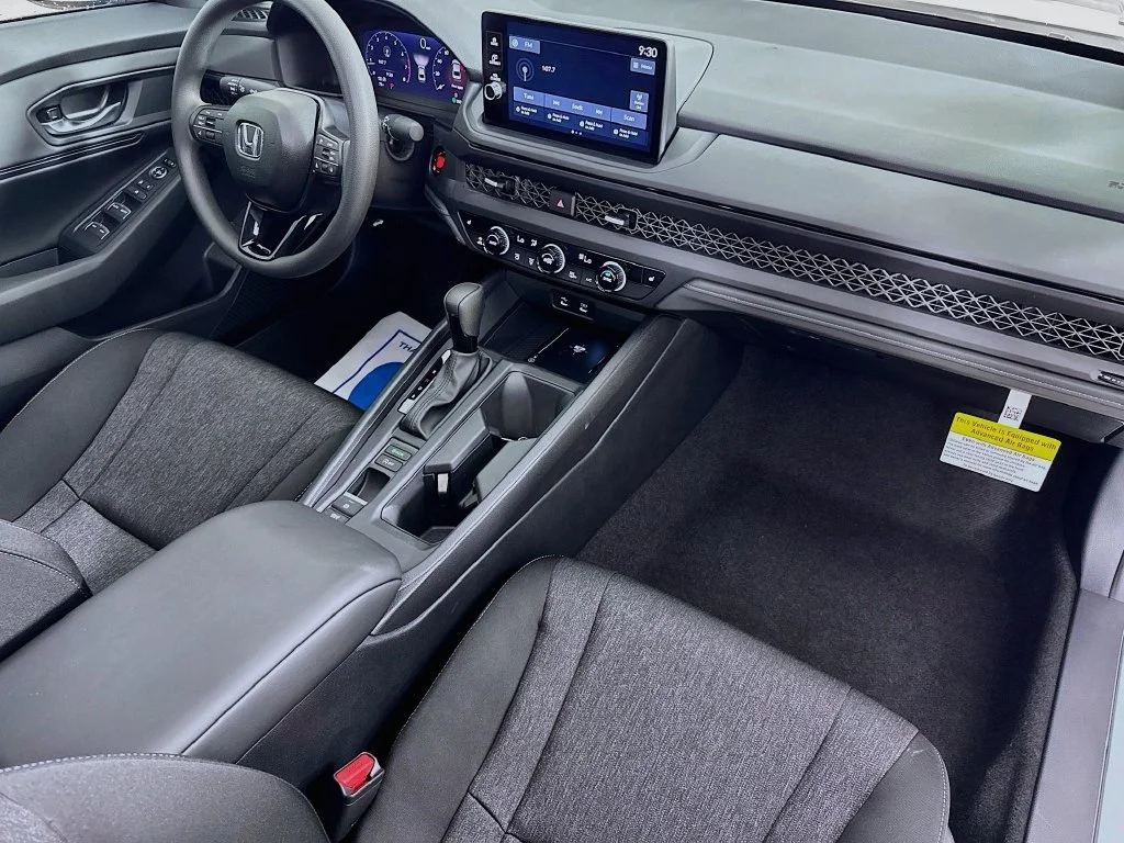 New 2026 Platinum White Pearl Honda SE image 38