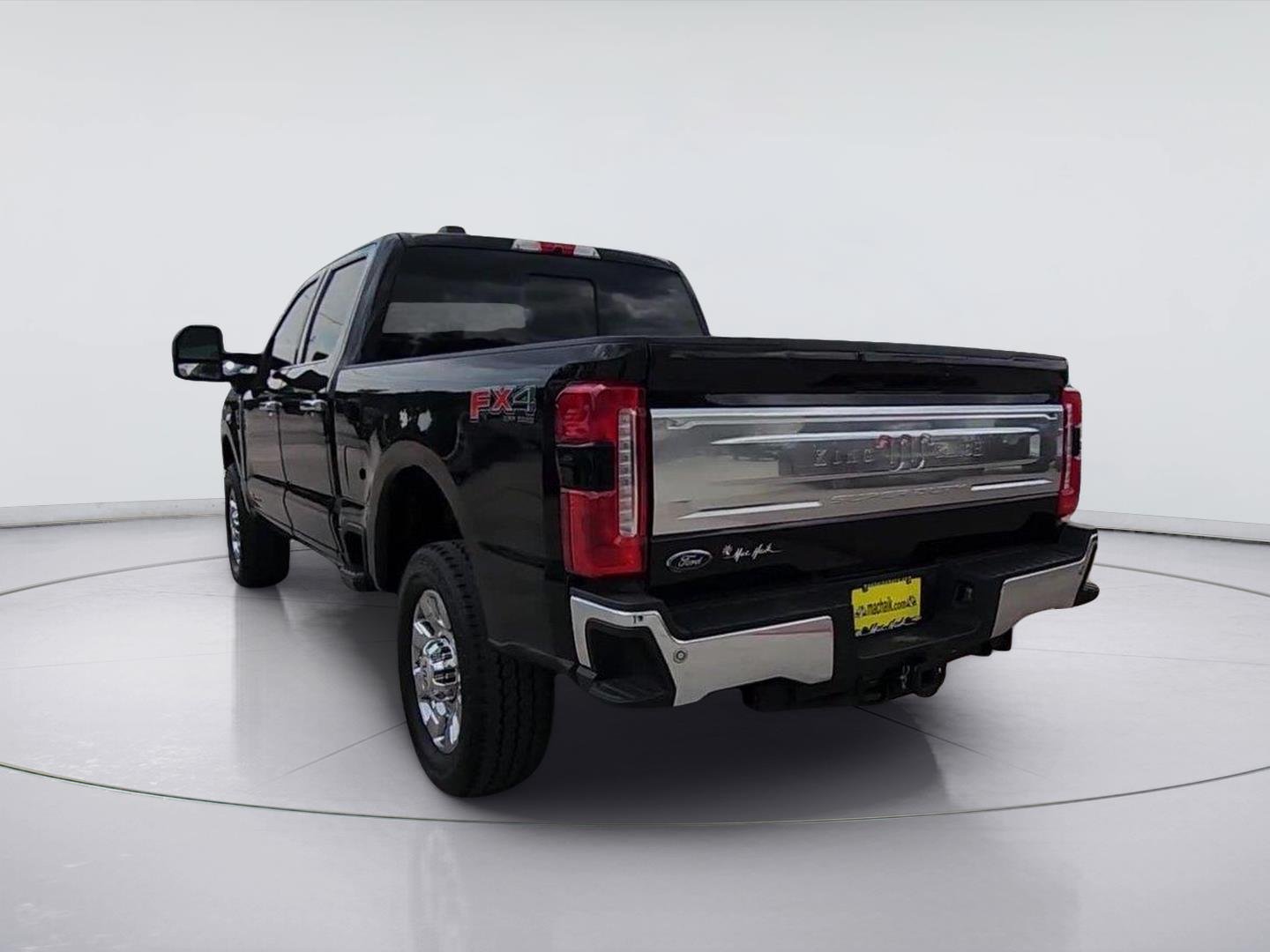 2025 Ford F-250 photo 7 of 35