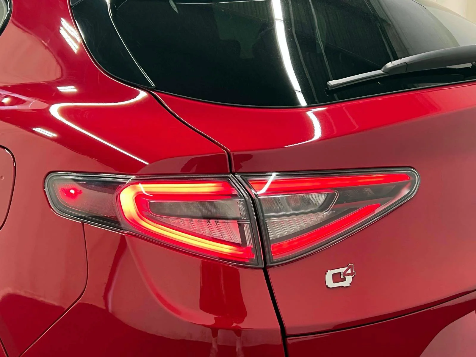 2025 Alfa Romeo Stelvio Special Edition - Photo 10