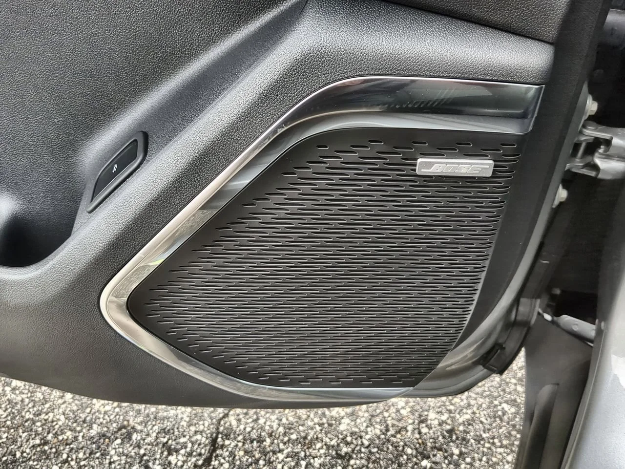 New 2026 Sterling Metallic GMC Elevation image 24