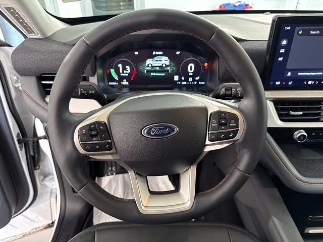 Used 2025 White Ford Active image 25